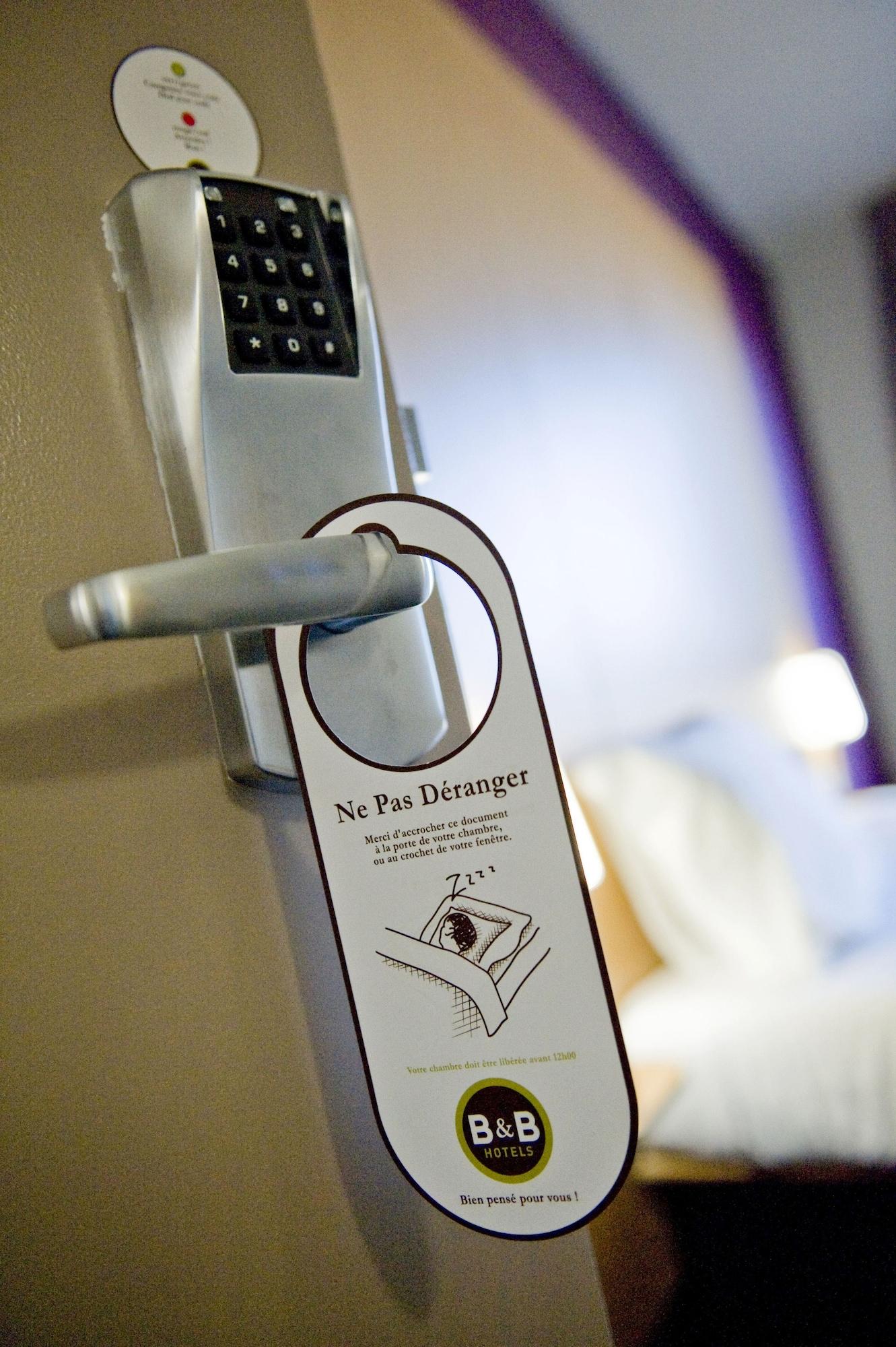 B&B Hotel Montauban Eksteriør billede