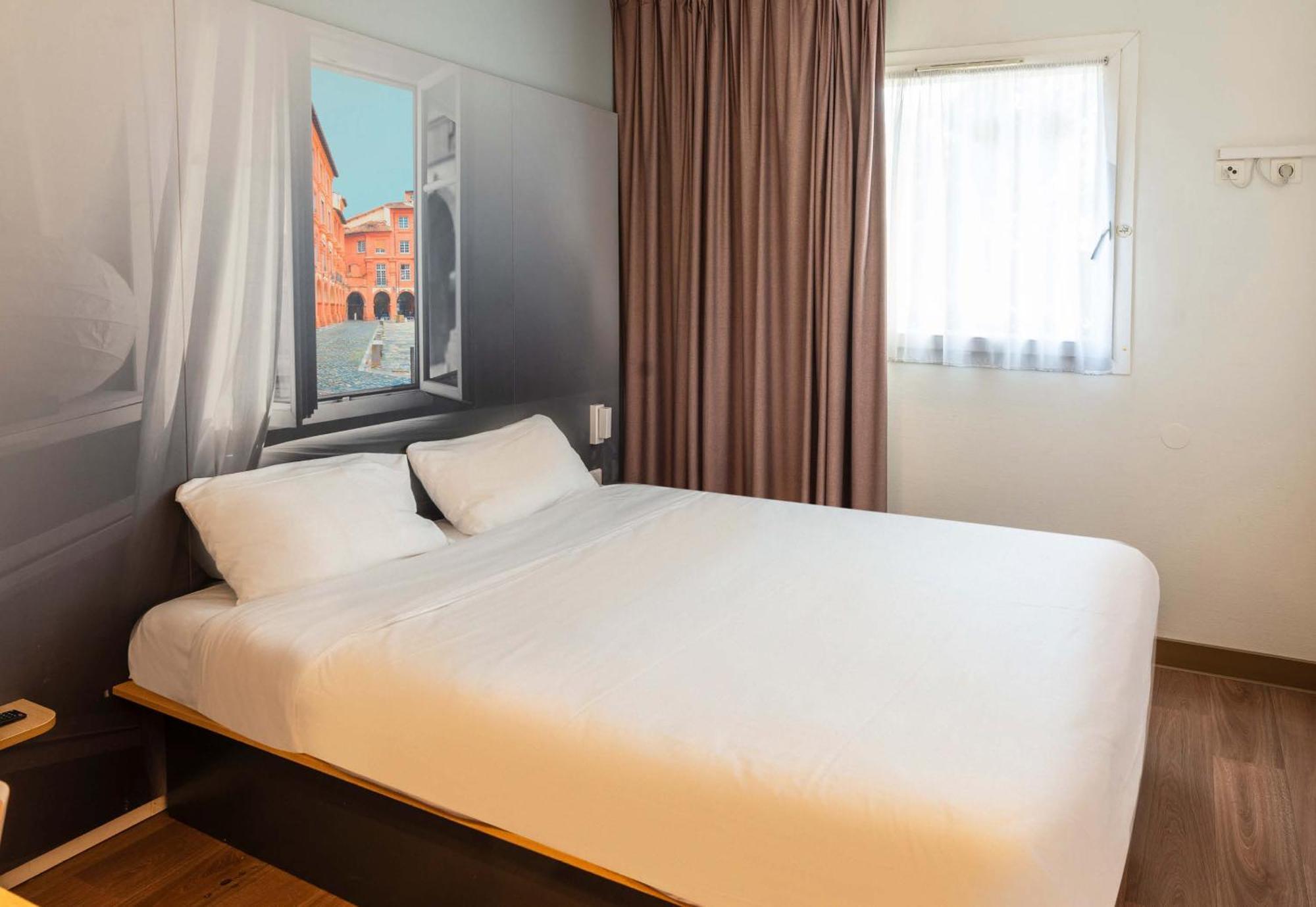 B&B Hotel Montauban Eksteriør billede