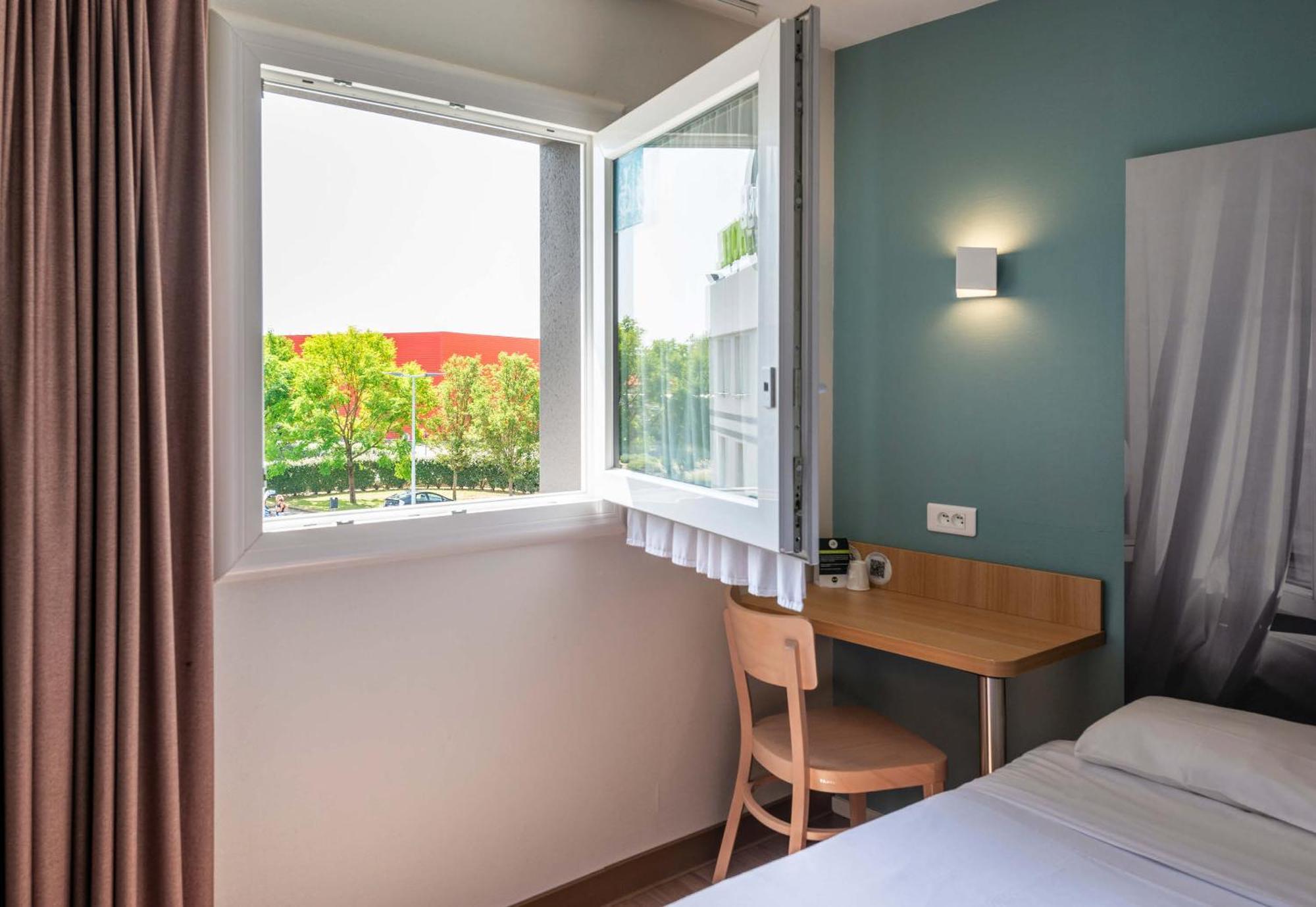 B&B Hotel Montauban Eksteriør billede